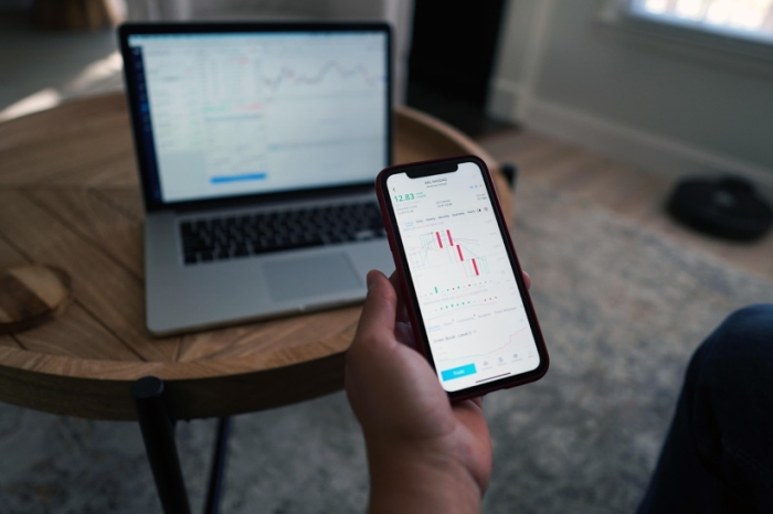 TradingView and MetaTrader4