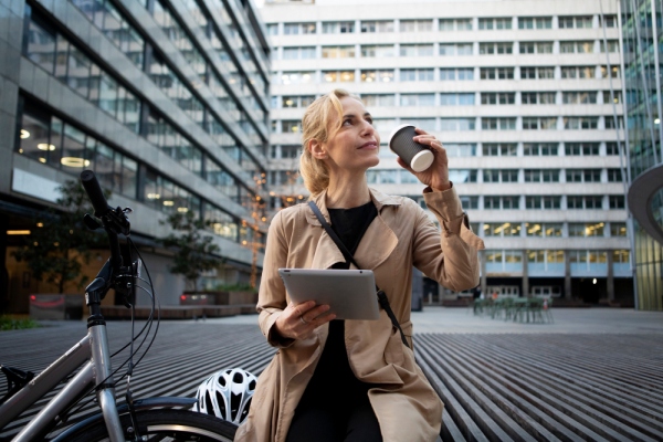 Working women on her tablet Working women on her tablet