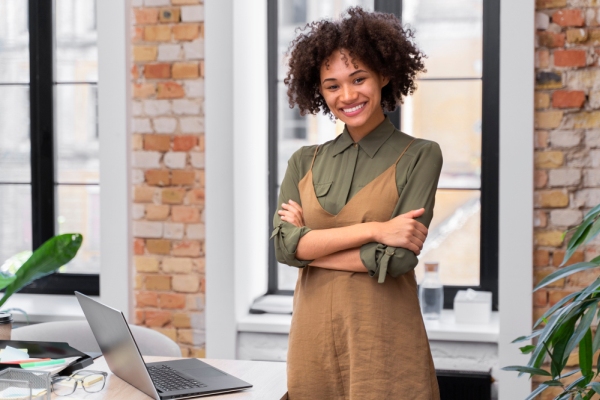 Freepik Black female entrepreneur